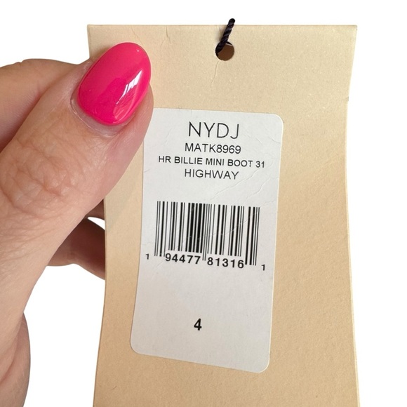 NYDJ - NWT High Rise Billie Mini Bootcut Jean in Highway Sz 4 - Picture 7 of 9